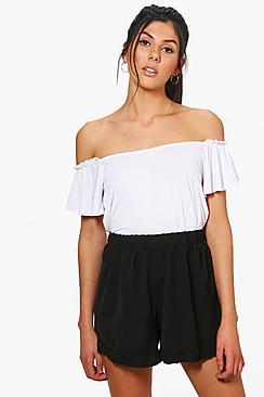 Boohoo Jodie Ruffle Hem Woven Shorts