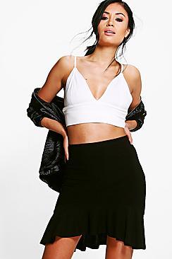 Boohoo Saffy Ruffle Dipped Hem Crepe Mini Skirt