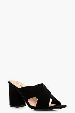 Boohoo Kara Cross Front Mule
