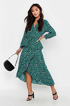 Boohoo Petite Wrap Animal Top