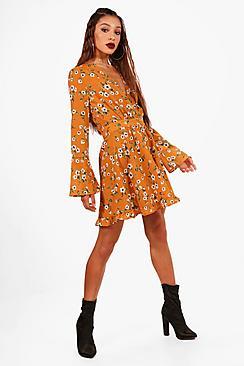 Boohoo Floral V Neck Flared Sleeve Swing Dress