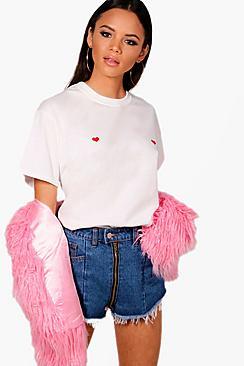 Boohoo Tall Ashley Heart Motif T-shirt