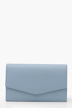 Boohoo Grainy Pu Envelope Clutch Bag & Chain