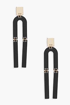 Boohoo Bella U Shape Prop Earrings
