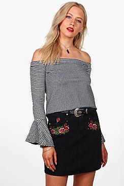 Boohoo Petal 5-pocket Embroidered Denim Skirt