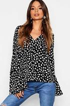 Boohoo Printed V Neck Sleeve Detail Blouse