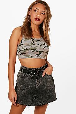 Boohoo Holly Camo Scoop Neck Crop