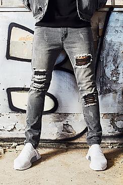 Boohoo Dele Skinny Fit Jeans With Heavy Distressing