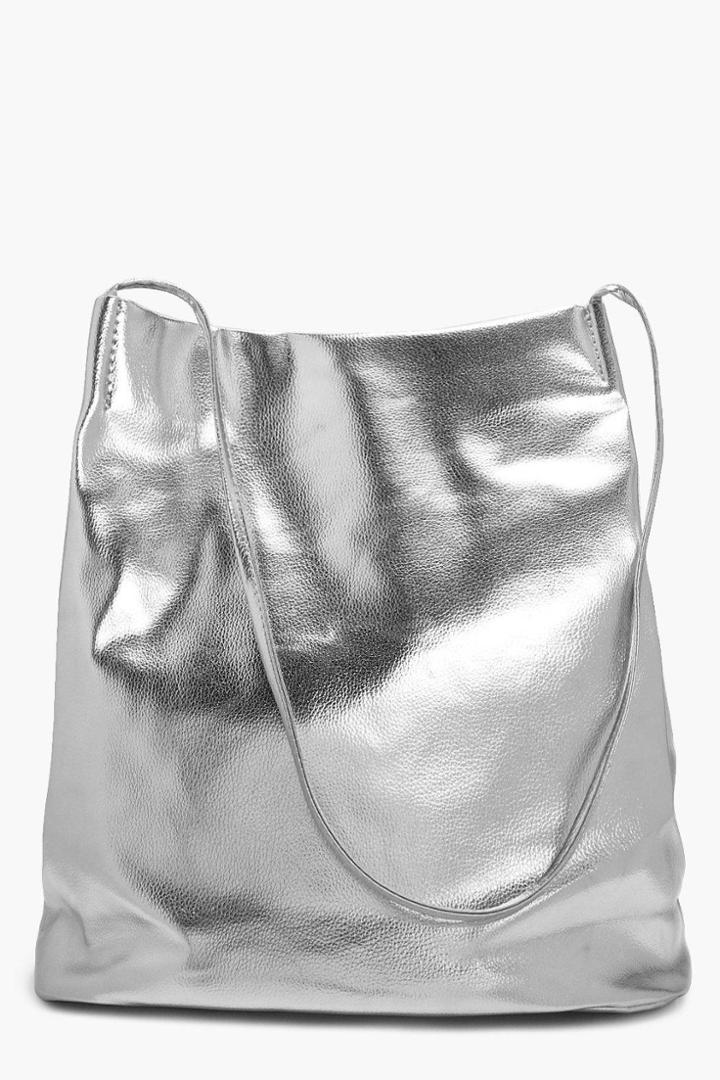 Boohoo Laura Metallic Duffle Cross Body Silver