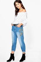 Boohoo Kayla Embroidered Mom Jeans