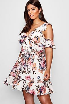 Boohoo Plus Jenna Ruffle Cold Shoulder Skater Dress