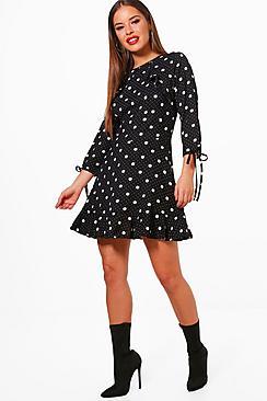 Boohoo Petite Annabel Spot Print Woven Shift Dress