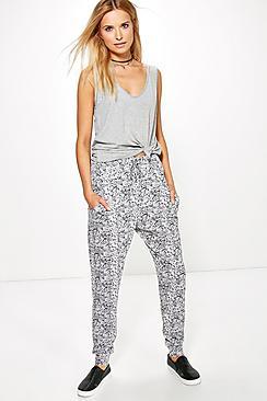 Boohoo Megzhan Mono Paisley Relaxed Joggers
