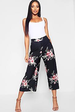 Boohoo Woven Floral Wide Leg Culottes