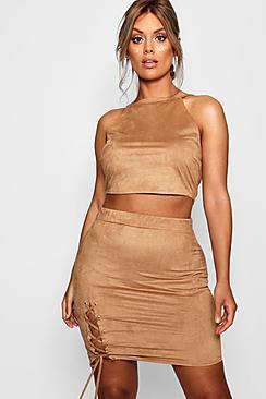 Boohoo Plus Suedette Square Neck Crop