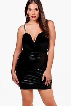 Boohoo Plus Chelsea Lace Up Side Vinyl Mini Skirt