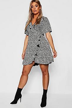 Boohoo Plus Dalmation Print Ruffle Tea Dress