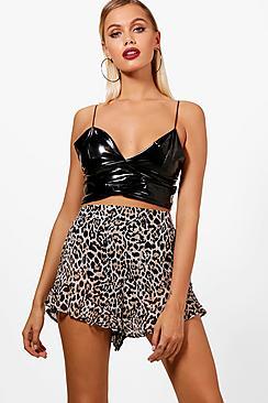 Boohoo Allie Leopard Print Frill Hem Shorts
