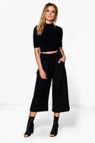 Boohoo Belted Tailored Culotte