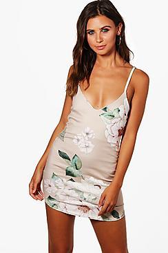 Boohoo Petite Claire Floral Curved Hem Bodycon Dress