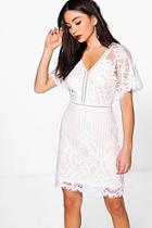 Boohoo Boutique Bea All Over Lace Bodycon Dress