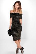 Boohoo Beitris Off Shoulder Metallic Velvet Midi Dress