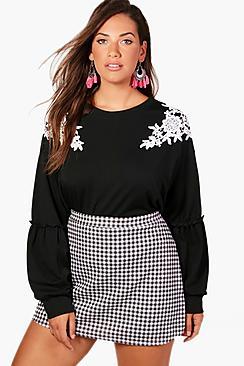 Boohoo Plus Millie Embroidered Sweat Top
