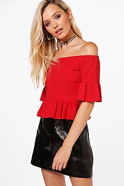 Boohoo Abigail Textured Ruffle Crop