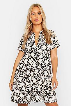 Boohoo Plus Star Leopard Short Sleeve Tiered Smock Dress