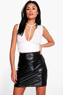 Boohoo Nora Strappy Harness Plunge Crop