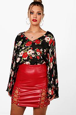 Boohoo Plus Ella Pleated Sleeve V Neck Top