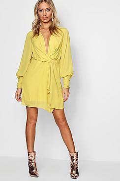 Boohoo Twist Front Ruched Sleeves Shift Dress