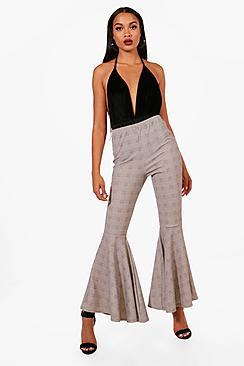 Boohoo Natasha Checked Extreme Flare Trousers