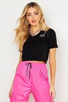 Boohoo Lips Pocket Print Crop T-shirt