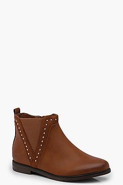 Boohoo Pin Stud V Cut Chelsea Ankle Boots