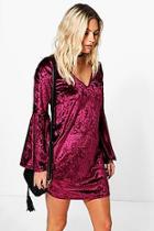 Boohoo Heather Velvet Plunge Bell Sleeve Shift Dress