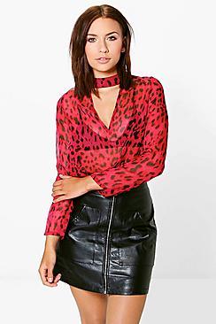 Boohoo Petite Elisa Leopard Print Open Neck Detail Blouse