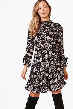 Boohoo Lucinda Floral Skater Dress