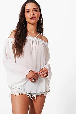 Boohoo Jessica Pleated Woven Cold Shoulder Top