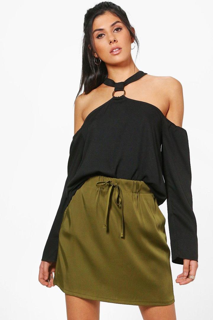 Boohoo Phoebe Eyelet Choker Cold Shoulder Top Black