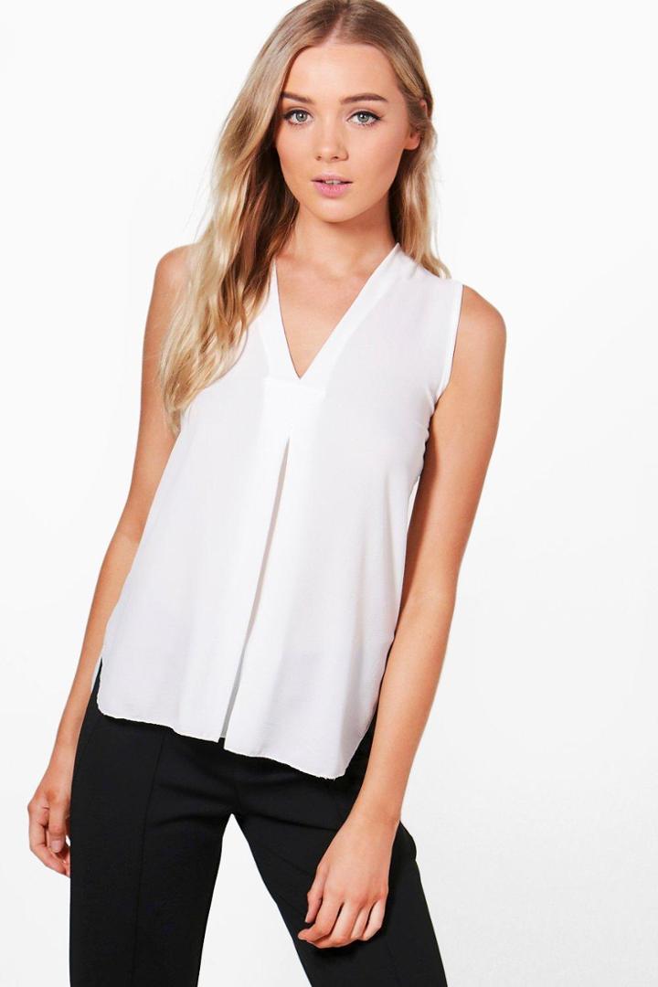 Boohoo Georgina V-neck Sleeveless Blouse Ivory