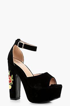 Boohoo Isobel Embroidered Platform Heels
