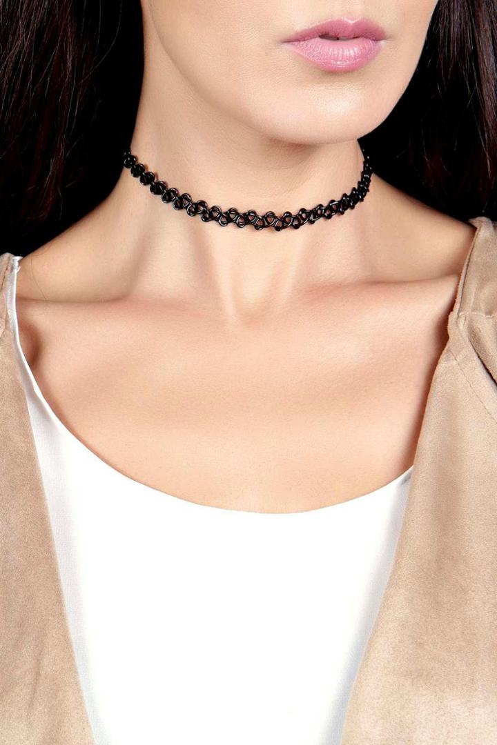 Boohoo Lucy 90's Stretchy Choker Black