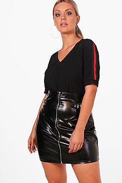 Boohoo Plus Laura Stripe Shoulder Ribbed Tee