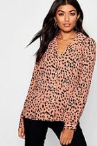 Boohoo Button Through Collared Dalmatian Blouse