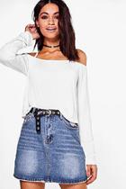 Boohoo Zoe Basic Cold Shoulder Crop