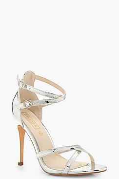 Boohoo Kalani Criss Cross Strap Skinny Sandal