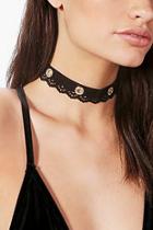 Boohoo Isabella Lazer Cut Eyelet Detail Choker