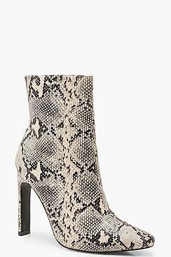 Boohoo Snake Flat Heel Shoe Boots