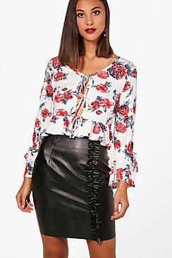 Boohoo Rebecca Floral Print Tie Front Ruffle Crop